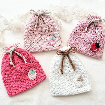 nana2277nana。マチ付き巾着袋　（水彩画風植物画) nana2277nana。マチ付き巾着袋 （水彩画風植物画) nana2277nana様専用